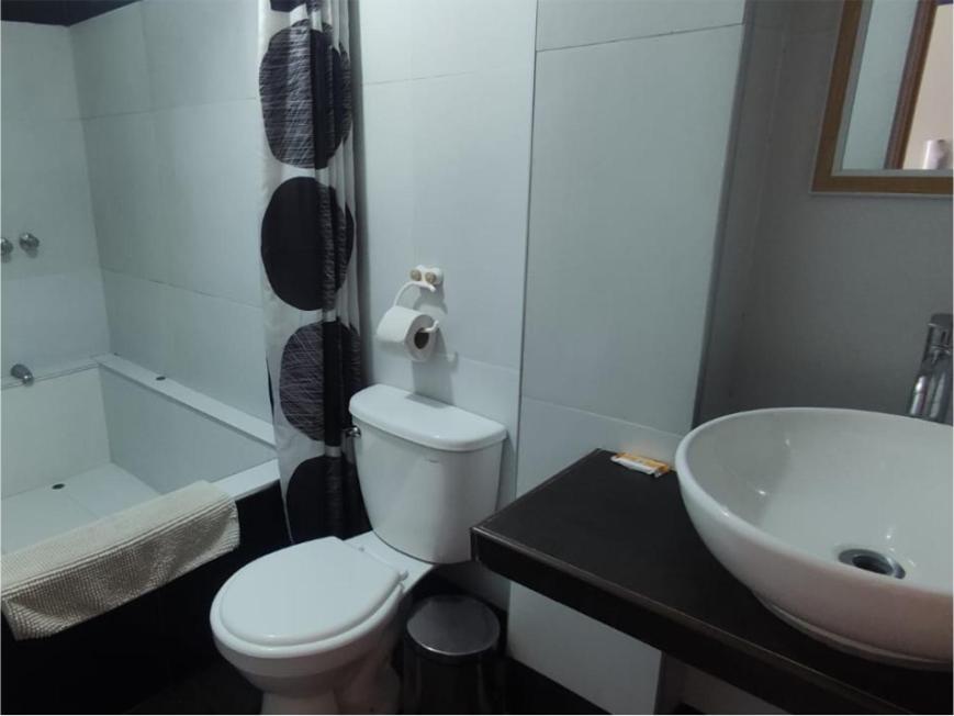 Auberge de jeunesse Le Saint-Etienne à Trujillo Extérieur photo