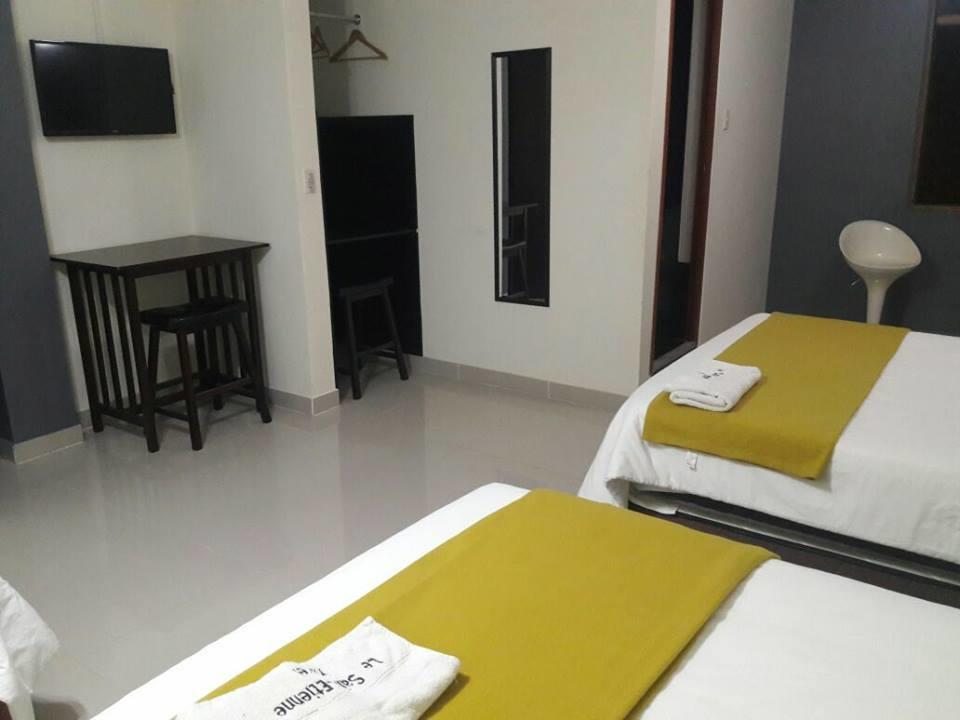 Auberge de jeunesse Le Saint-Etienne à Trujillo Extérieur photo
