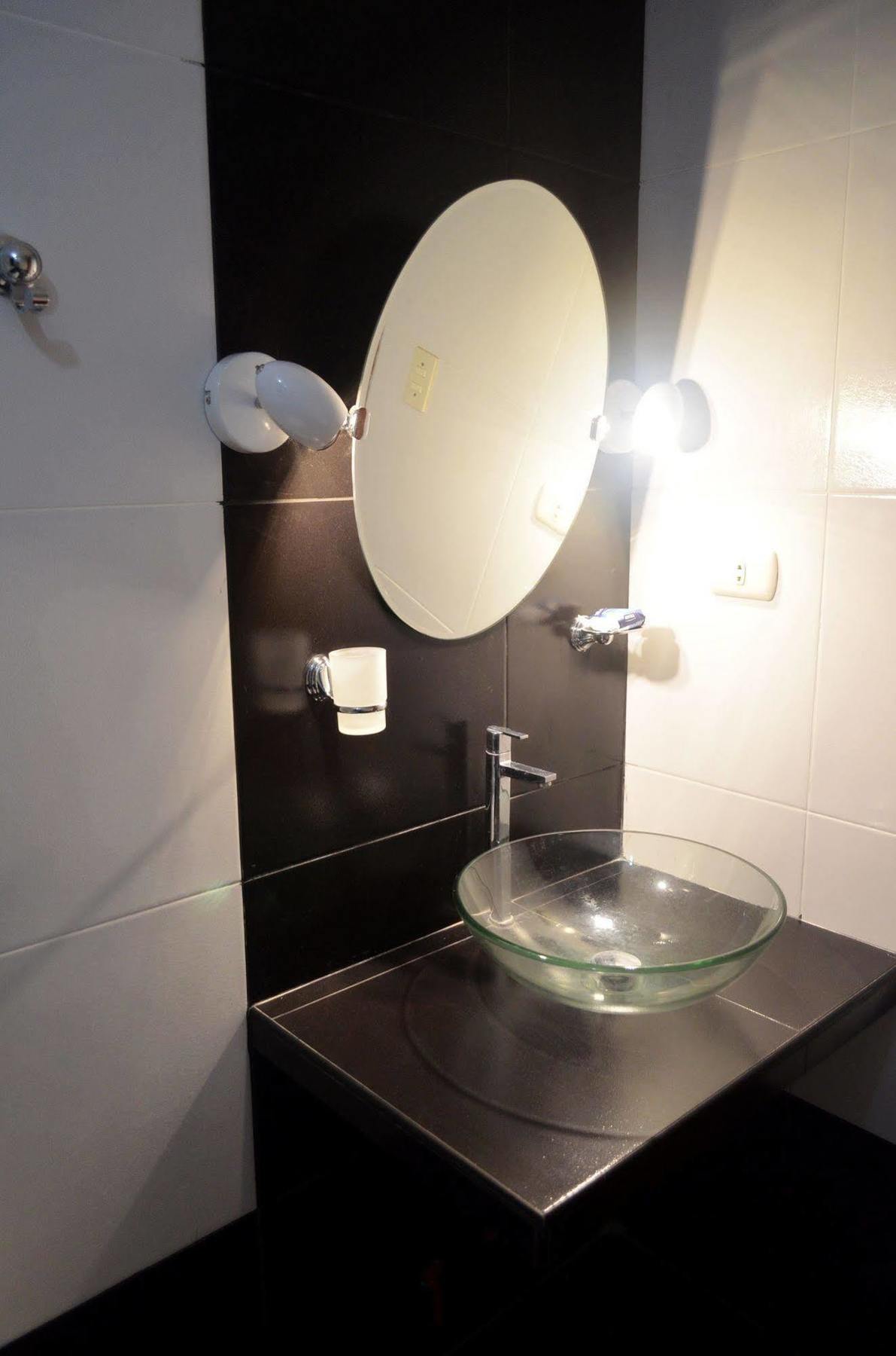 Auberge de jeunesse Le Saint-Etienne à Trujillo Extérieur photo