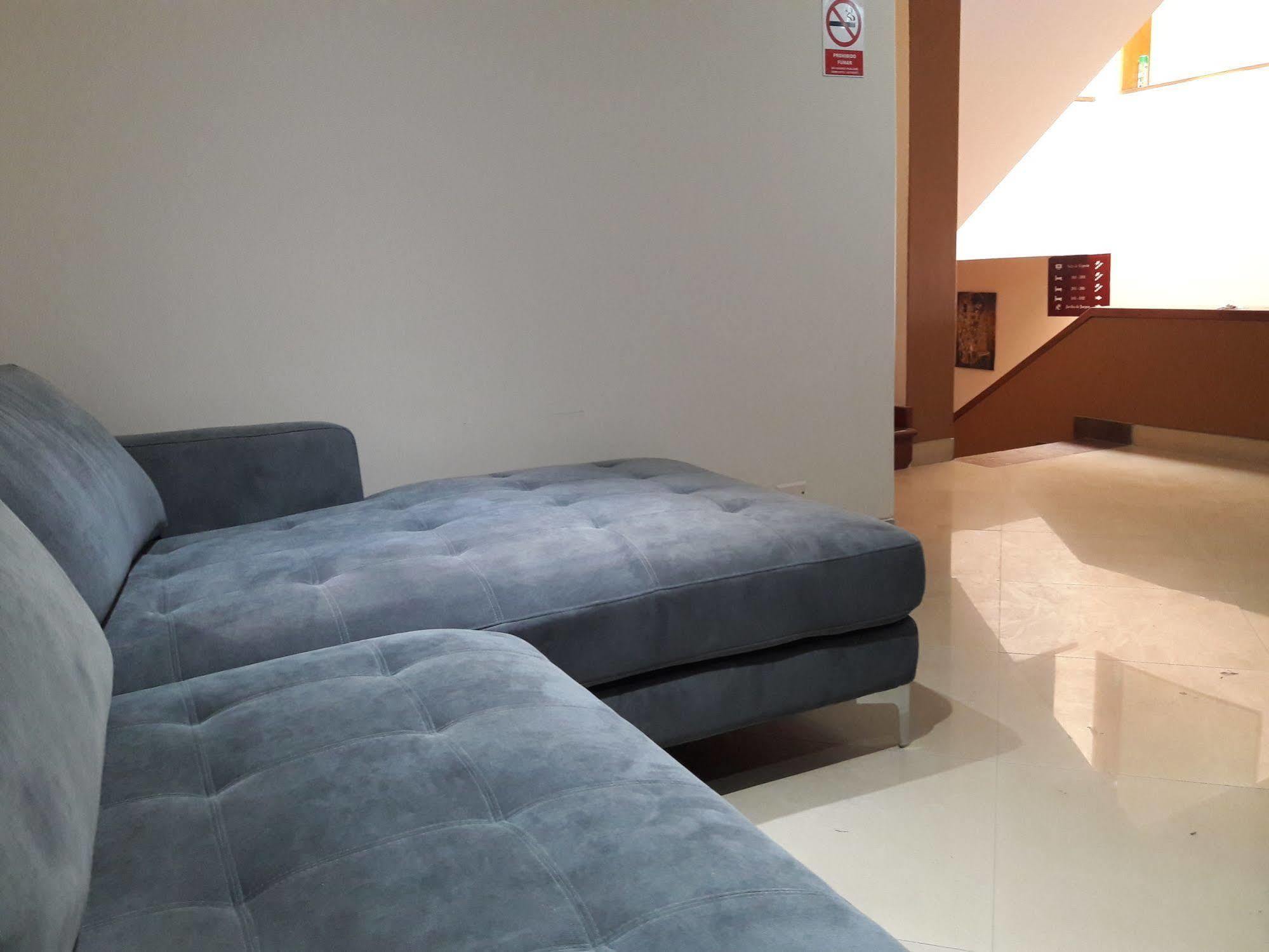 Auberge de jeunesse Le Saint-Etienne à Trujillo Extérieur photo